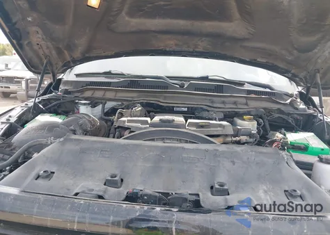 2015 Ram 2500 Lone Star z USA, uszkodzony, nr VIN 3C6UR5ML6FG662072